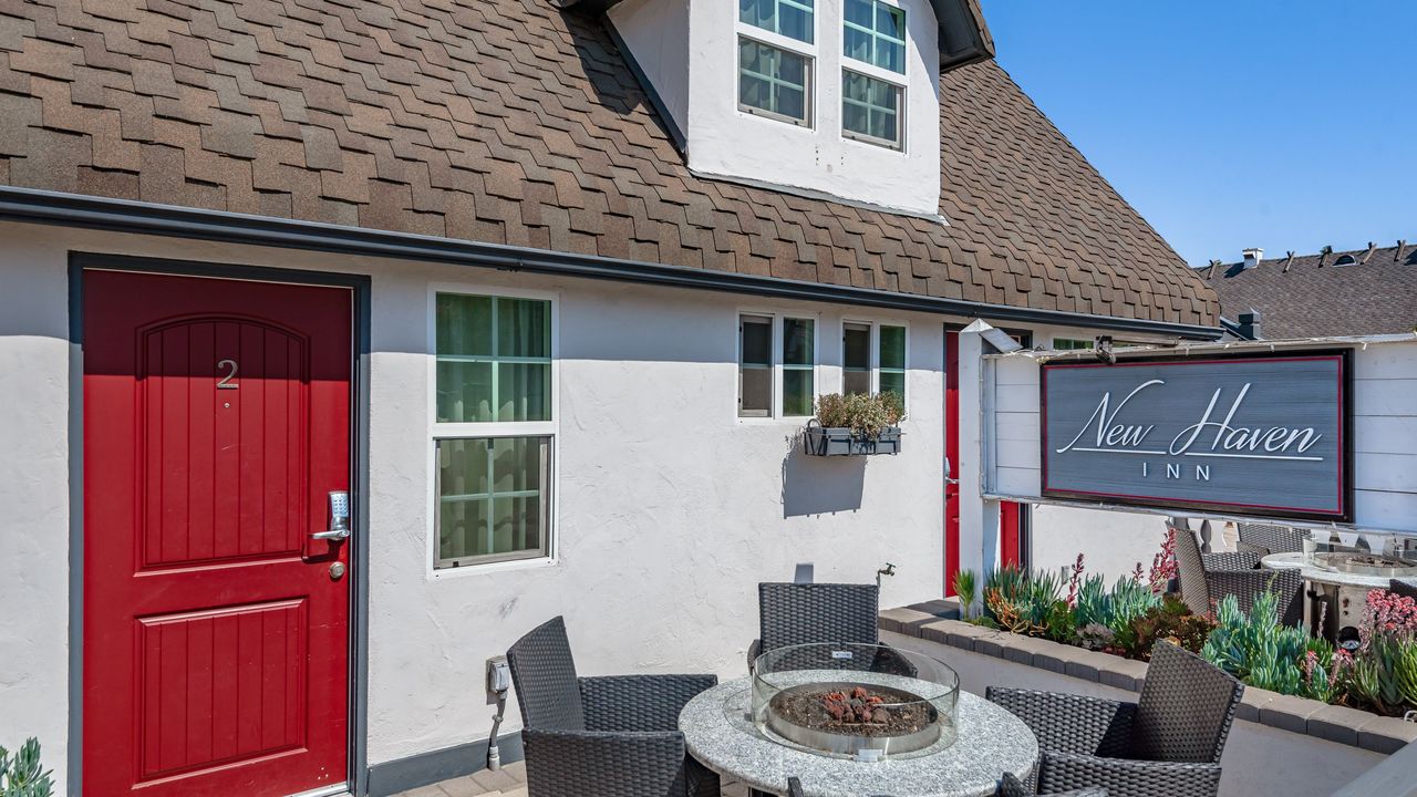 New Haven In Solvang